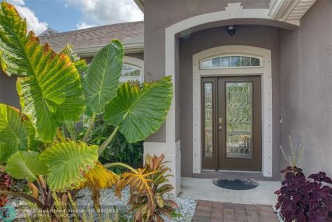 632 Stonebriar Drive SE Palm Bay FL 32909