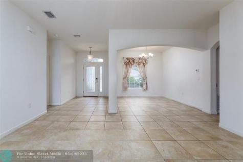 632 Stonebriar Drive SE Palm Bay FL 32909