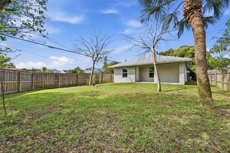 730 S N Street Lake Worth Beach FL 33460