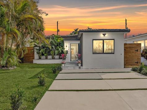 1446 Polk Street Hollywood FL 33020