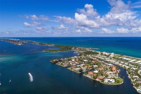8 Sailfish Ocean Ridge FL 33435