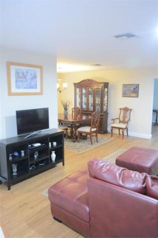 13075 Via Minerva Delray Beach FL 33484