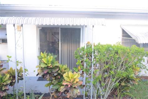 13075 Via Minerva Delray Beach FL 33484