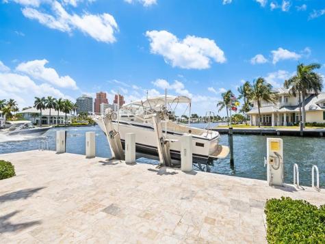 2898 NE 26th Street Fort Lauderdale FL 33305