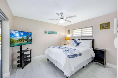 2500 Old Burnt Store Road Cape Coral FL 33993