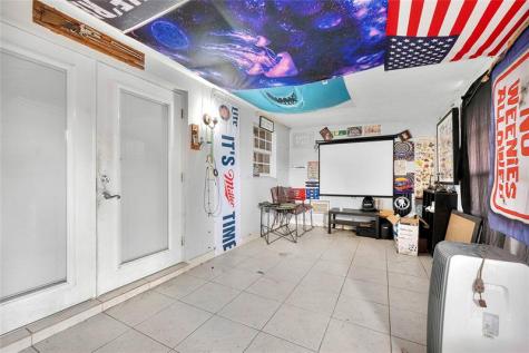 6810 Merion Court North Lauderdale FL 33068