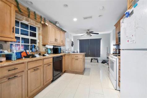 6810 Merion Court North Lauderdale FL 33068