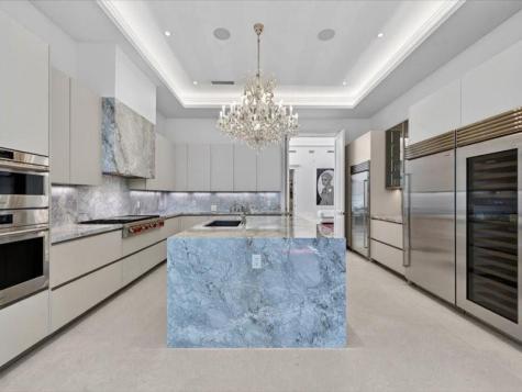 4013 Country Club Lane Fort Lauderdale FL 33308