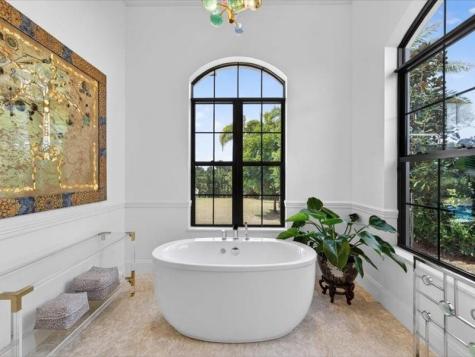 4013 Country Club Lane Fort Lauderdale FL 33308