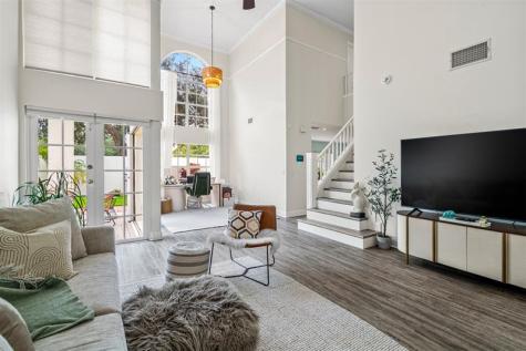 8 Governors Court Palm Beach Gardens FL 33418
