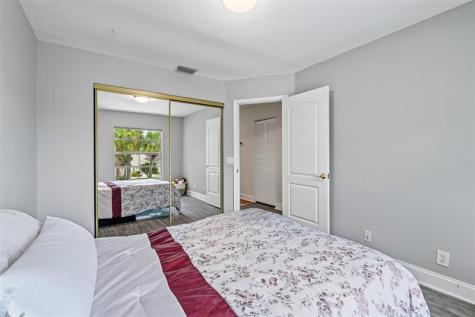 8 Governors Court Palm Beach Gardens FL 33418
