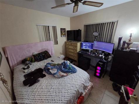 4410 NE 3rd Avenue Deerfield Beach FL 33064