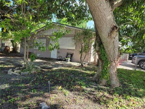4410 NE 3rd Avenue Deerfield Beach FL 33064