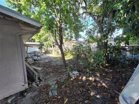 4410 NE 3rd Avenue Deerfield Beach FL 33064