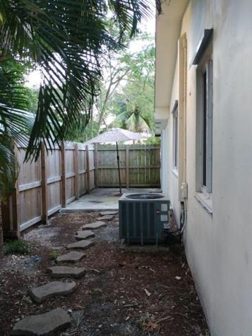 905 NE 5th Street Pompano Beach FL 33060