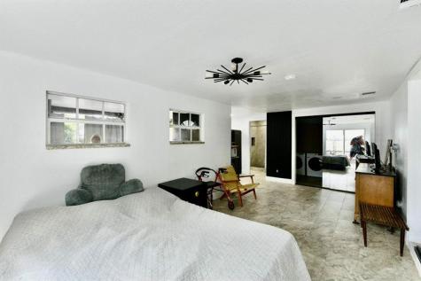 905 NE 5th Street Pompano Beach FL 33060