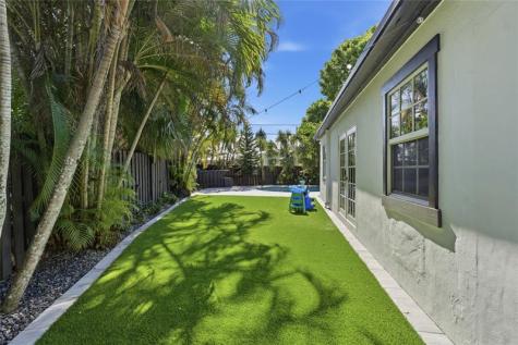 1612 SW 12th Court Fort Lauderdale FL 33312