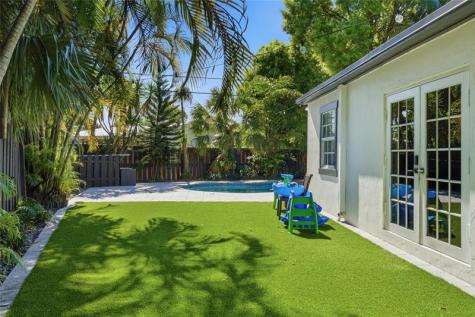 1612 SW 12th Court Fort Lauderdale FL 33312
