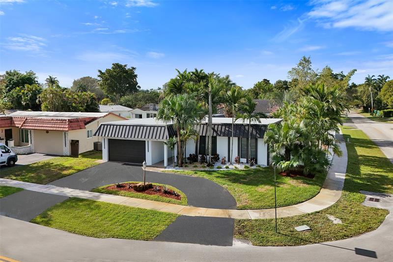 4920 Sarazen Drive Hollywood FL 33021
