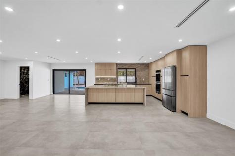 4920 Sarazen Drive Hollywood FL 33021