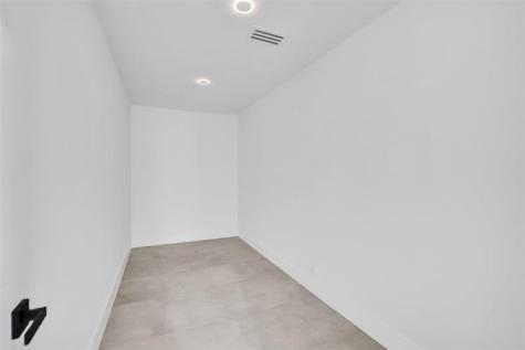 4920 Sarazen Drive Hollywood FL 33021