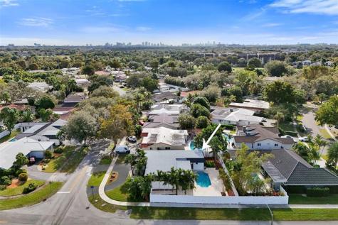 4920 Sarazen Drive Hollywood FL 33021