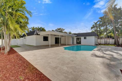 4920 Sarazen Drive Hollywood FL 33021