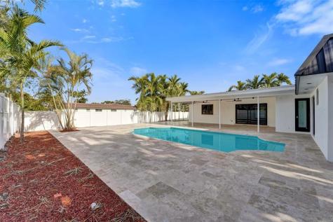 4920 Sarazen Drive Hollywood FL 33021