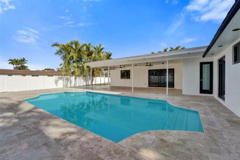 4920 Sarazen Drive Hollywood FL 33021