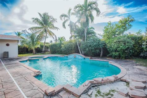 21304 NE 19th Court Miami FL 33179