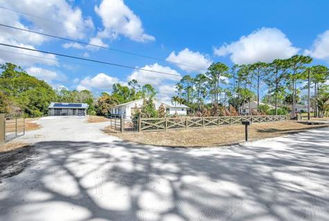 17203 N 40th Run N Loxahatchee FL 33470