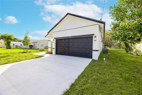 1605 N 23rd Street Fort Pierce FL 34950