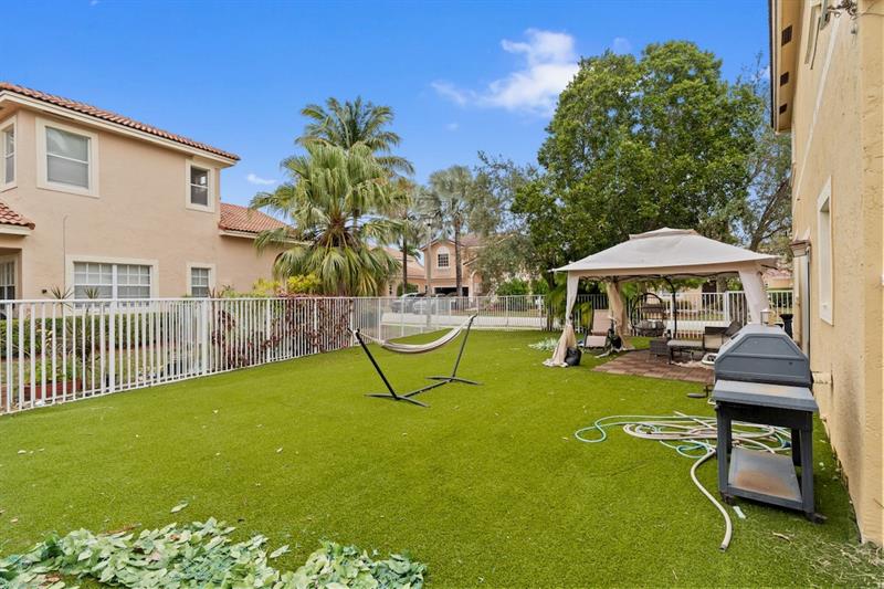 904 NW 126th Avenue Coral Springs FL 33071