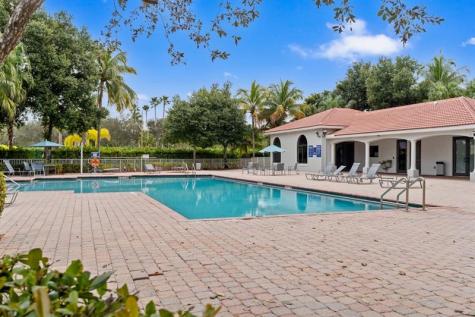 904 NW 126th Avenue Coral Springs FL 33071