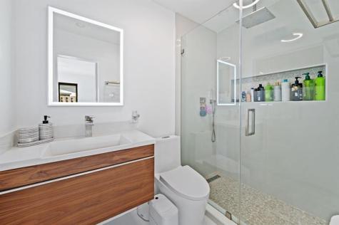 4314 Roosevelt Street Hollywood FL 33021