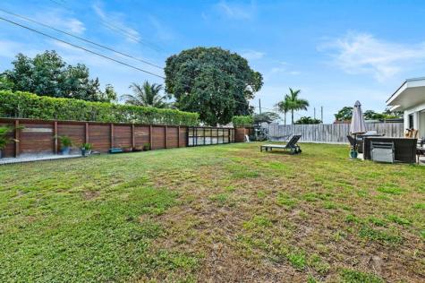 4314 Roosevelt Street Hollywood FL 33021