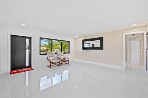 4314 Roosevelt Street Hollywood FL 33021