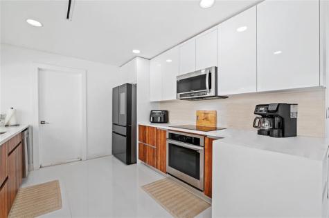 4314 Roosevelt Street Hollywood FL 33021
