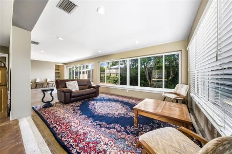 1711 NE 40th Court Oakland Park FL 33334