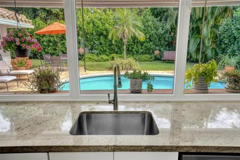 4820 NE 27 Avenue Fort Lauderdale FL 33308