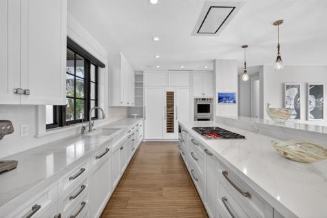 400 Mola Avenue Fort Lauderdale FL 33301
