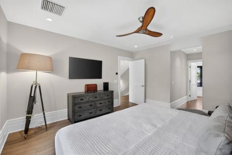 400 Mola Avenue Fort Lauderdale FL 33301