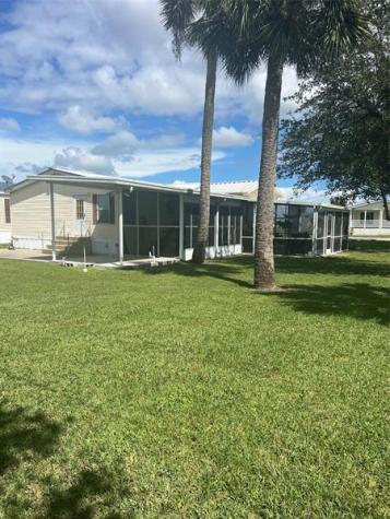 913 Yacht Club Way Moore Haven FL 33471