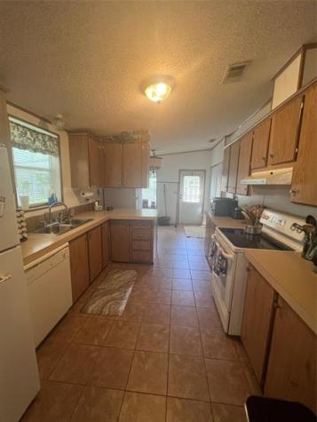 913 Yacht Club Way Moore Haven FL 33471