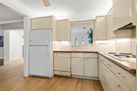 1918 N 39th Avenue Hollywood FL 33021