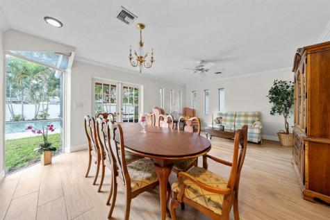 1918 N 39th Avenue Hollywood FL 33021