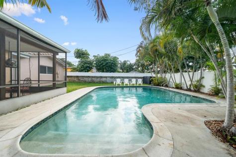 1918 N 39th Avenue Hollywood FL 33021