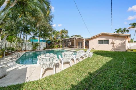 1918 N 39th Avenue Hollywood FL 33021