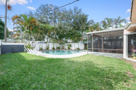 1918 N 39th Avenue Hollywood FL 33021