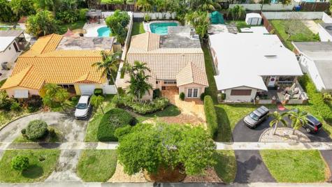 1918 N 39th Avenue Hollywood FL 33021